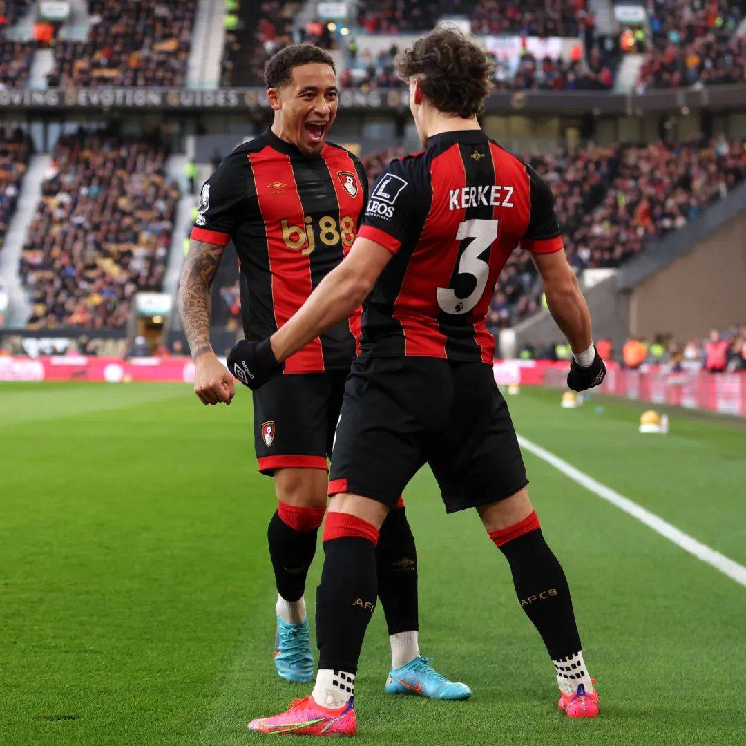 利兹联在客场赢球，积分榜上升至第九的简单介绍