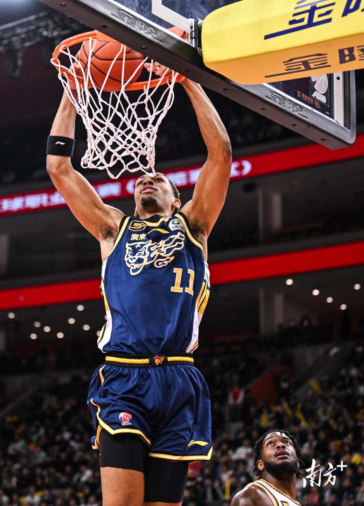 九游网站-辽宁队主场大获全胜，战绩喜人的简单介绍