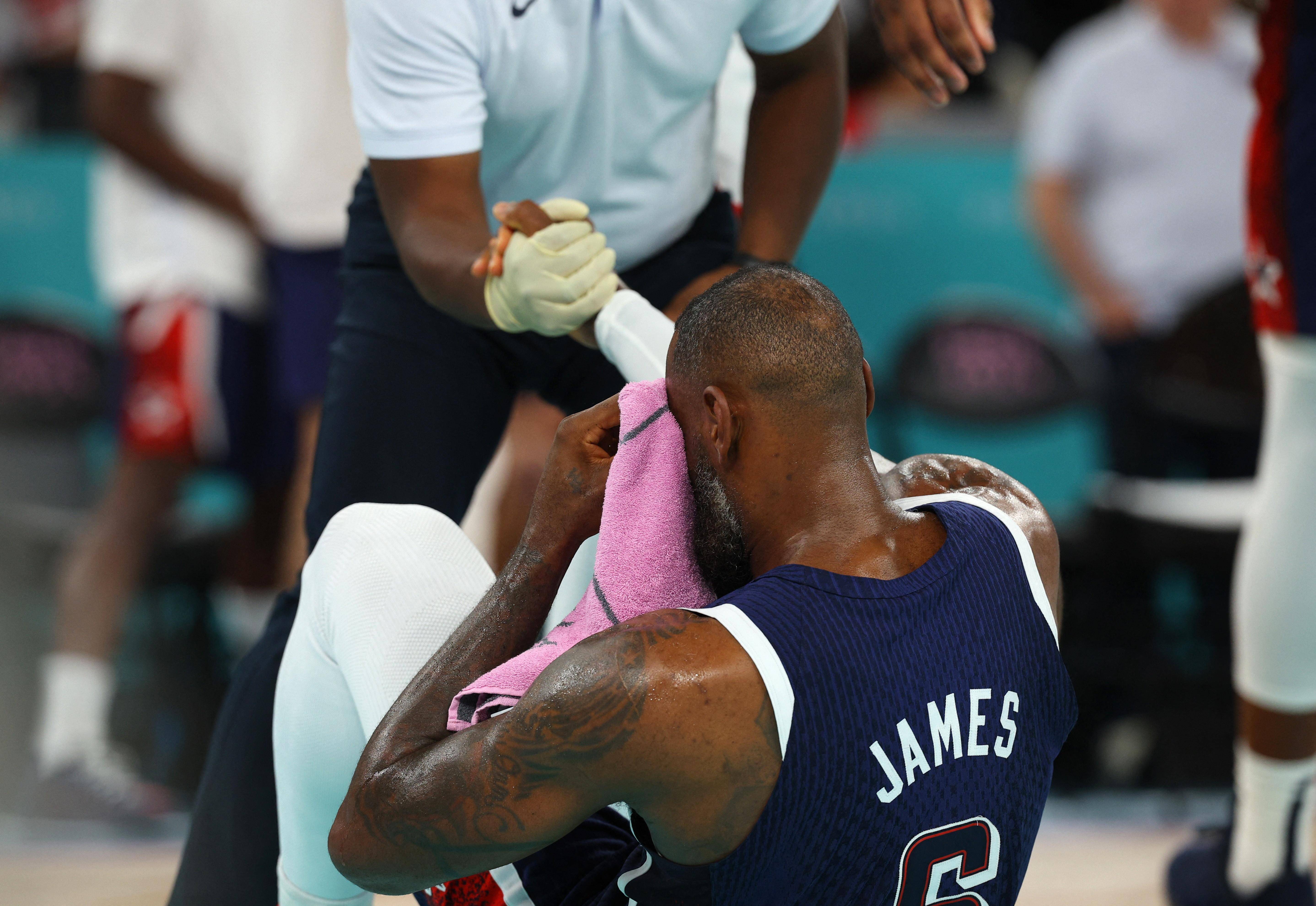 湖人队核心球员频频受伤，伤病成为困扰的简单介绍