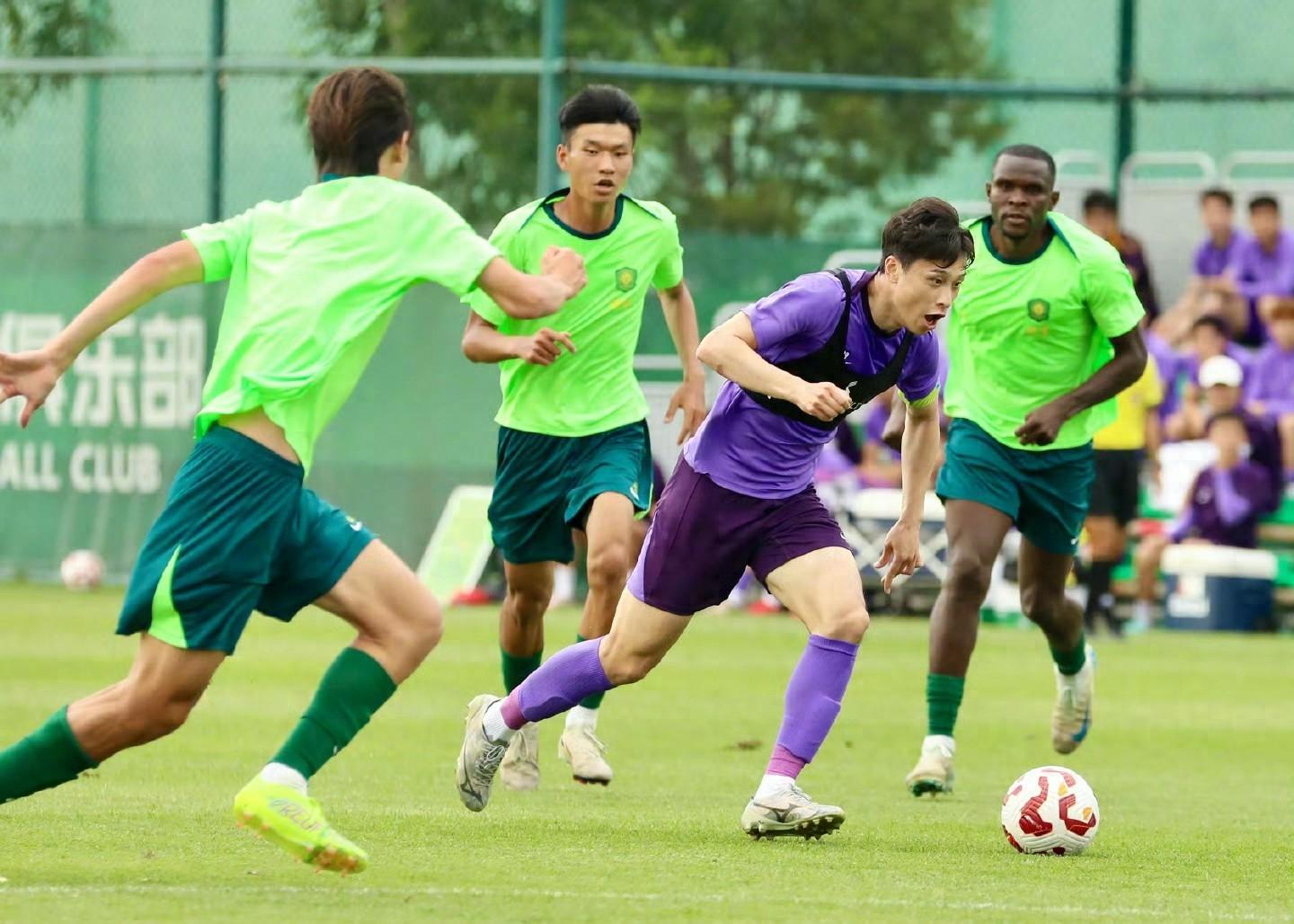 九游登录-关于联赛夺冠大热突遭逆转，领先优势不再的信息